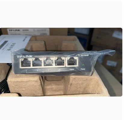 Commutador de red POE de 4 puertos TL-SG1005P compacto y potente con fuente de alimentación externa
